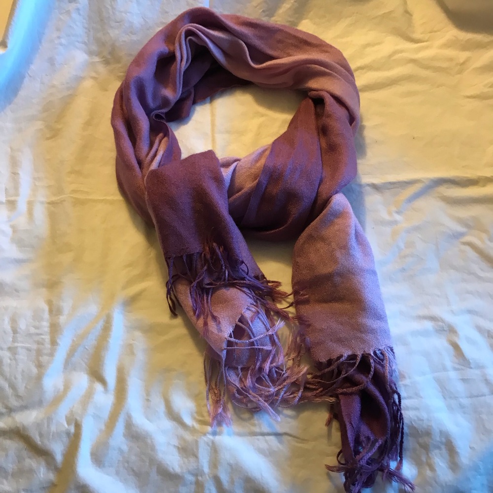 Scarf - Picture 2 of 4